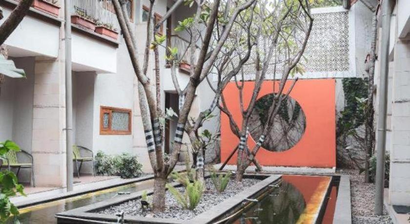 Hotel Tibera Taman Cibeunying Bandung Exterior foto